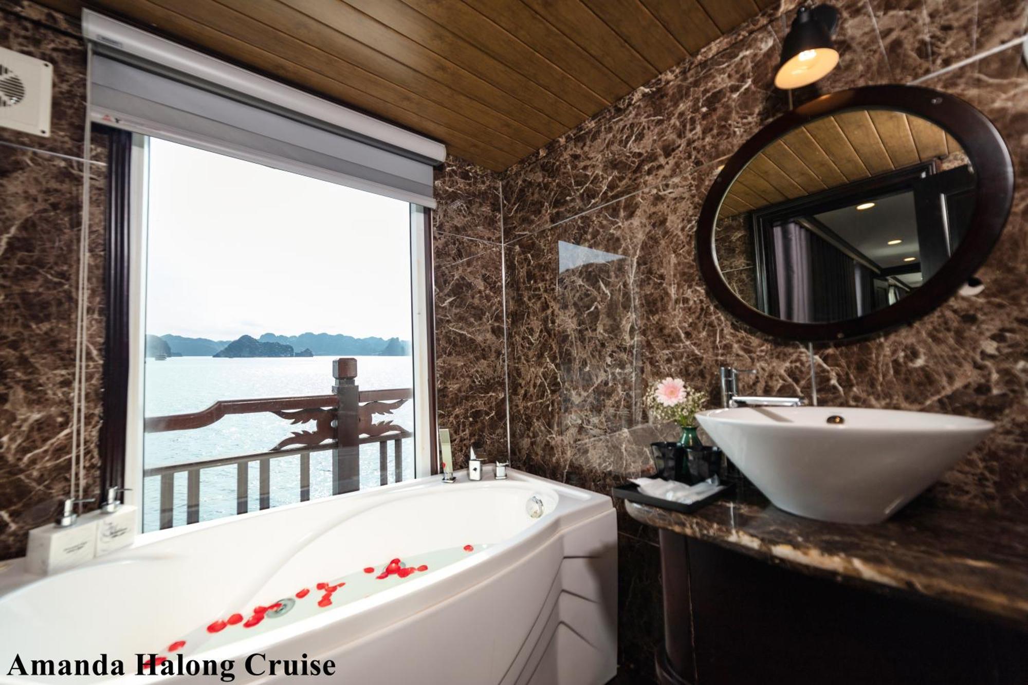 Hotel Amanda Luxury Cruise Ha Long Zewnętrze zdjęcie